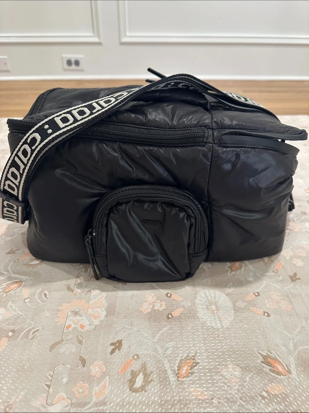 Caraa Baby Black Pumping Bag